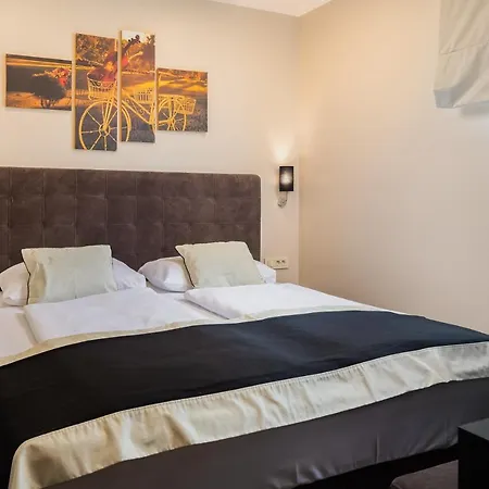 9 Apart Otel