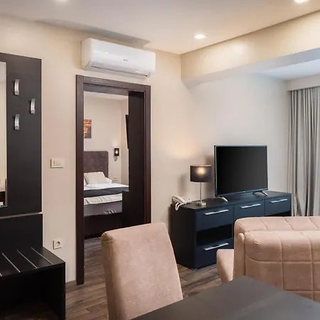 Apart Otel 9 4*