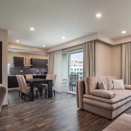 9 Apart Otel Makarska